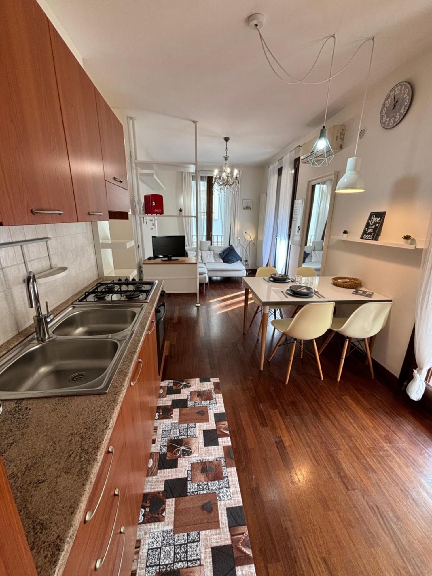 Michelangelo Apartment Pescara Esterno foto